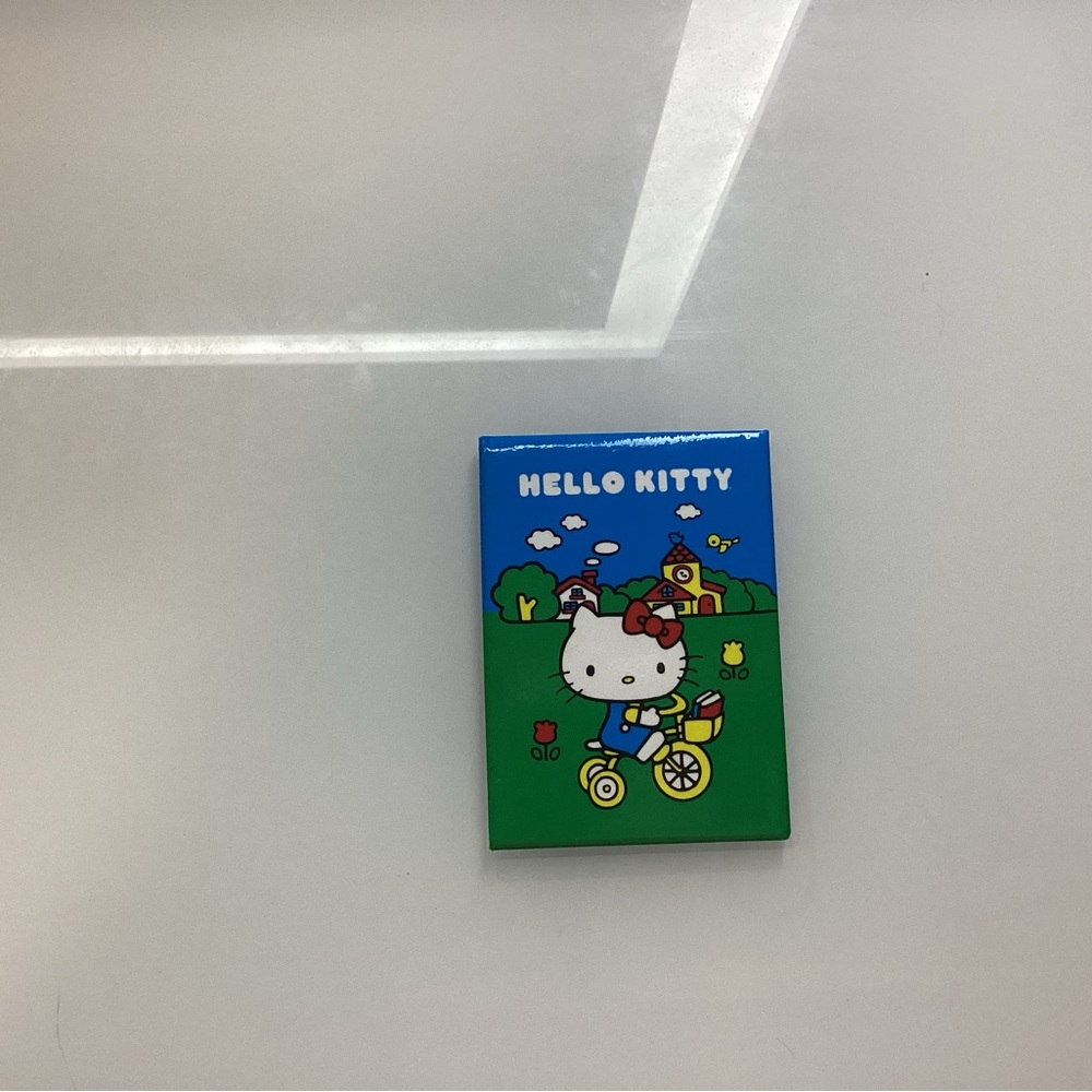 Hello Kitty Magnet